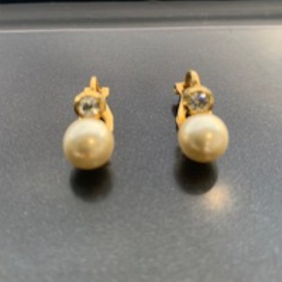 Women's Paddle Back Clip-On Earrings from Canada | Gold color - Picture 3 of 14